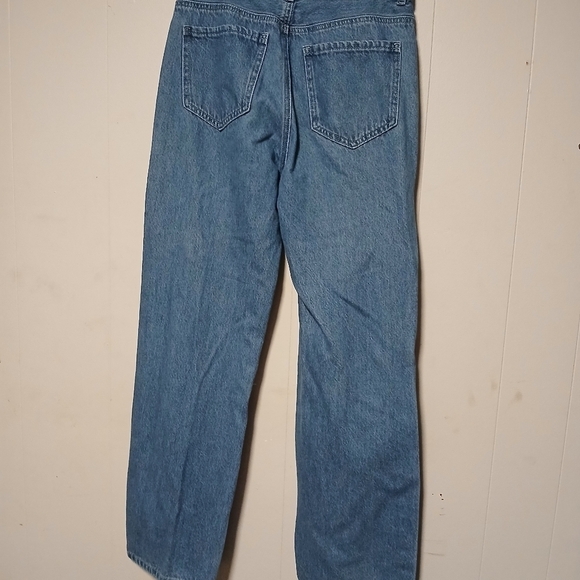 Enjean Denim company Distressed ladies blue jeans. Size 5. (30X30) - Picture 6 of 12